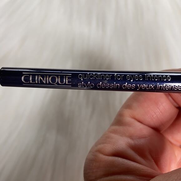 Clinique Intense Black Quickliner For Eyes - Picture 2 of 5